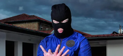 Kalash Criminel : En featuring avec Keblack et Jul ! (Vidéo)