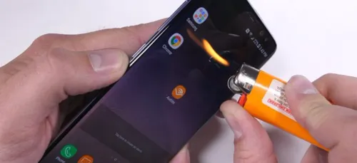 Résistant à absolument toutes les tortures possible, le Samsung...