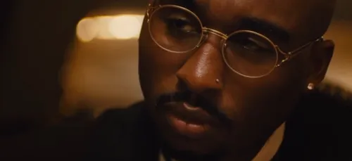 "All Eyez On Me", le biopic sur Tupac, ne sortira pas en France !