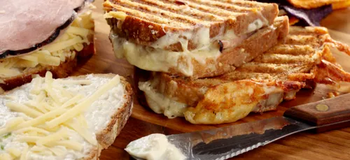 D'après la science, le fromage ferait vivre plus longtemps !