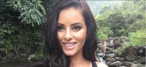 Une playmate provoque un véritable scandale après avoir posée nue...