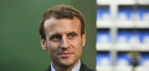 Emmanuel Macron : Voici le salaire du président !