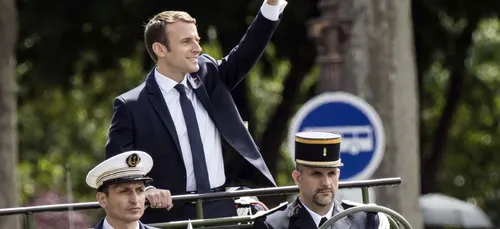 Investiture de Macron : un grave accident évité de justesse ! (Vidéo)