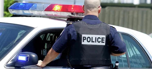 A l'occasion de la fête des mères, ce jeune homme tue la sienne et...