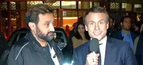 Emmanuel Macron bat le record de France de retweet ! (Photo)