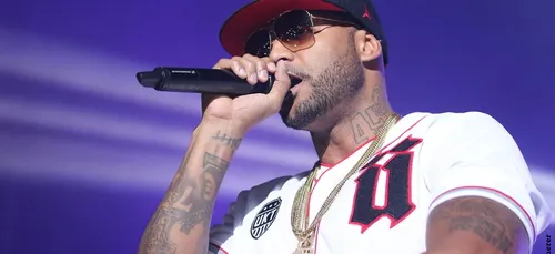 Invité d'honneur, Booba donne le coup d'envoi d'un match du FC...