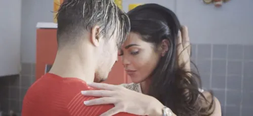 JUL se la joue posé-loveur dans son nouveau clip "Ma Jolie" ! (Vidéo)