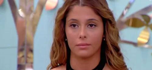 Les Vacances des Anges 2: Coralie Porrovecchio quitte subitement le...