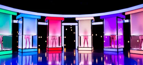 Découvrez 'Naked Attraction' la nouvelle télé-réalité ou tout le...