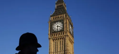 En Angleterre, deux ados s'amusent à attaquer des passants à l'acide.