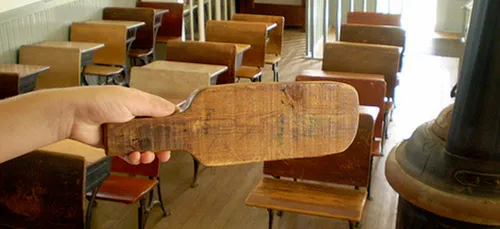 Au Texas, trois écoles ré-autorisent le châtiment corporel !