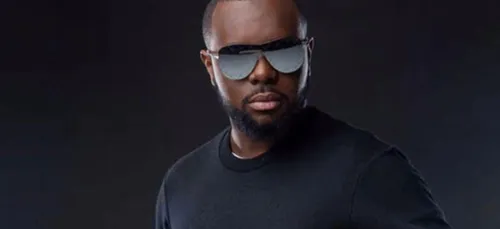 Maître Gims annonce la couleur pour Neymar et troll Gerard Pique....