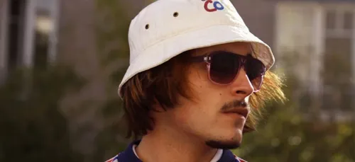 Les FEMEN souhaitent interdire un concert de Lorenzo ? Il leur...