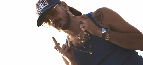 N'importe quoi: SCH reçoit un mail de son ancien prof de math !