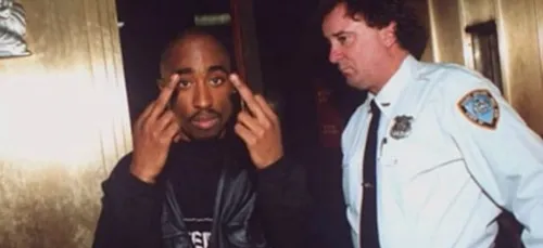 Tupac connaissait ses assassins mais la police n'aurait pas...
