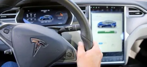 Tesla aide les conducteurs fuyant l'ouragan Irma en débridant les...