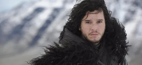 Kit Harrington fiancé à Rose Leslie, retour sur sa demande en...