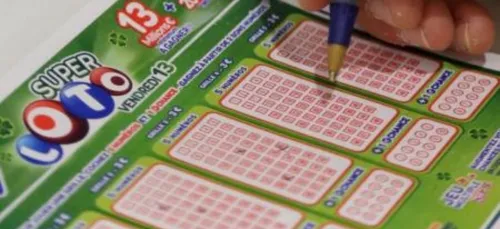 En recherche d'emploi, il joue le numéro de téléphone de son agence...