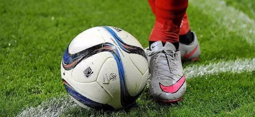 Football : un gardien percute son coéquipier et décède quelques...