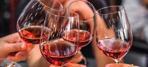 Les amateurs de vin paniquent : une pénurie de bouteille est à...