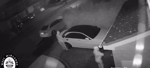 Un voleur "high-tech" s'empare d'une mercredes en l'espace d'une...