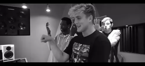 Un YouTubeur paie 250.000 euros pour un feat avec Gucci Mane !