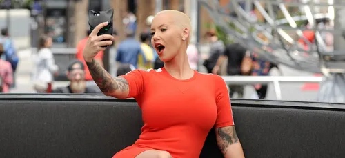 Amber Rose a décidé de se faire réduire la poitrine !