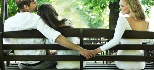 Selon une étude, voir son conjoint avoir un rapport avec une autre...