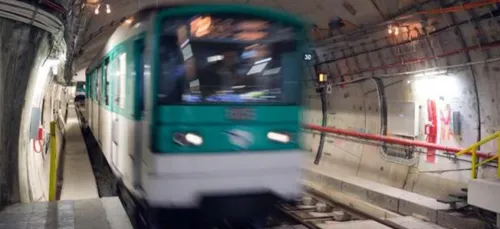 Ligne 6 du métro Parisien: un passager décède après être tombé sur...