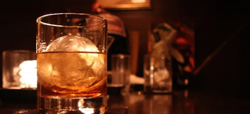 Job de rêve: une boîte recherche quelqu'un pour boire du whisky !