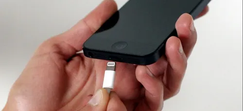 Un enfant bloque l'Iphone de sa mère pour... 47 ans !