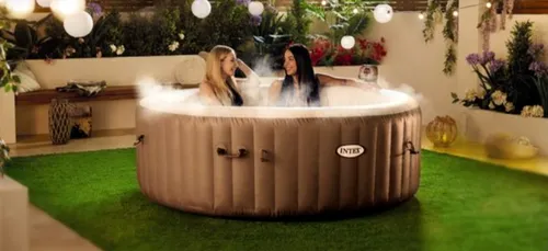 Aldi met en vente un jacuzzi gonflable absolument fantastique