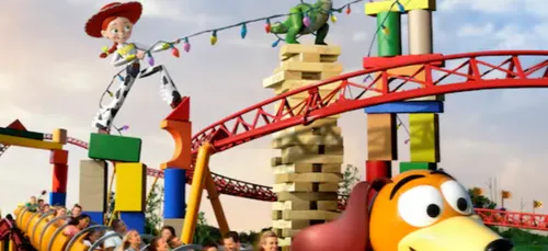 On en sait un peu plus sur le parc d'attractions "Toy Story Land" !