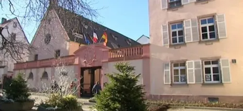 Un lycéen, viré du lycée pour avoir critiqué l'éducation nationale...