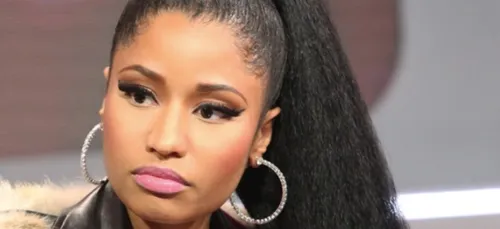 Lil Kim : Elle prononce son amour à Cardi B tout en envoyant des...