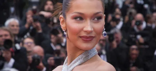 Bella Hadid a une relation avec Drake ? Elle s'explique