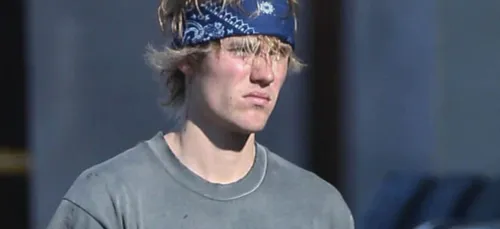 Justin Bieber : Pris de panique, il s'effondre en pleine rue (vidéo)