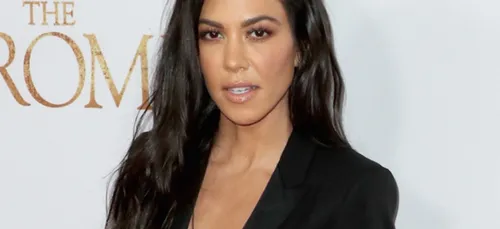 Kourtney Kardashian montre ses fesses, son homme fou de rage (photos)