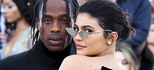 Kylie Jenner et Travis Scot confient quelques anecdotes sur leur...