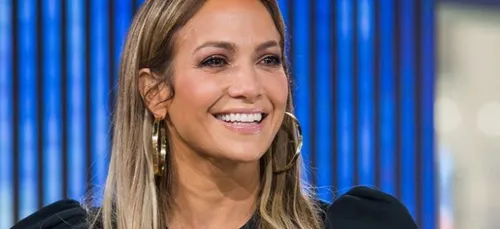 Jennifer Lopez : À presque 50 ans, elle affiche son corps parfait...