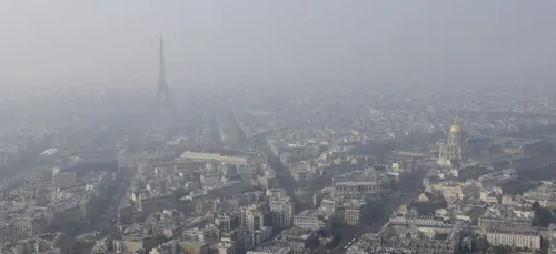 1 an à Paris revient à fumer 183 cigarettes !