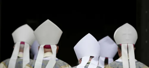 Etats-Unis : 300 prêtres américains, accusés de viol sur plus de...