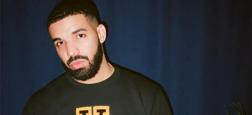 Drake : il se construit un terrain NBA... Chez lui ! (Vidéo)