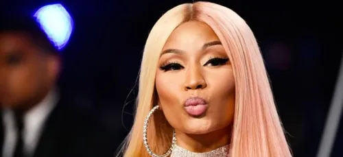 Nicki Minaj : officiellement en couple avec Lewis Hamilton ? (Vidéo)