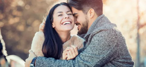 Sexe : découvrez le "spooning", la position à tout de suite adopter !