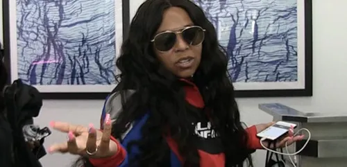 Ashanti répond à 50 Cent, qu'elle accuse d'être une brute