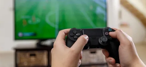 Toulouse : privé de console, il tente d'étouffer sa propre mère !