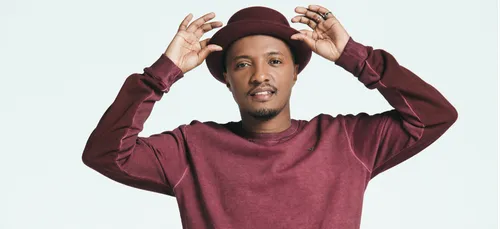 "Au début elle ne voulait pas de moi" : Soprano fait des...