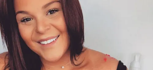 Moquée pour les prix de sa marque de make-up, Sarah Fraisou s'énerve !