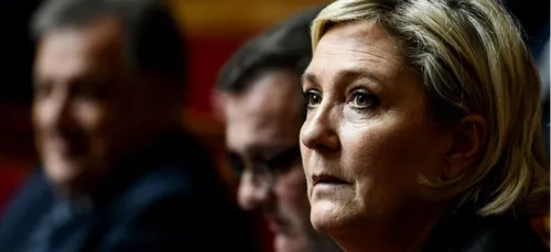 Marine Le Pen : clashée par Médine et Booba, elle répond !